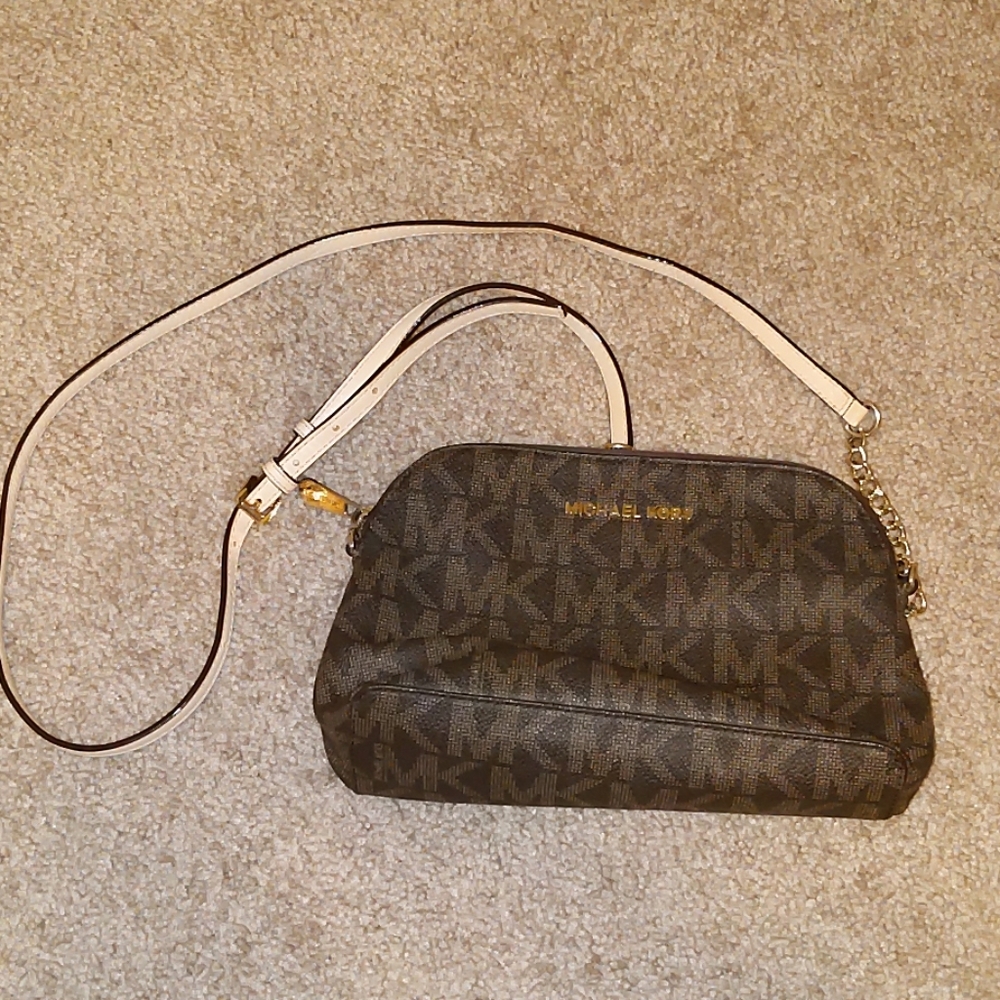 Michael Kors crossbody